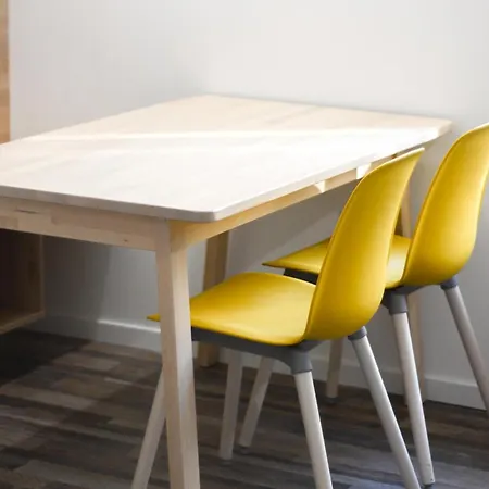 Les De Charles Centre - 4 Pers 2 Sdb Check-in 24h24