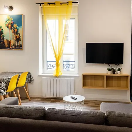 Les De Charles Centre - 4 Pers 2 Sdb Check-in 24h24