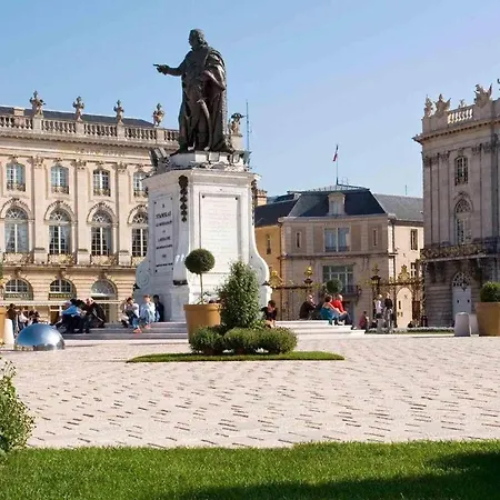 Les De Charles Centre - 4 Pers 2 Sdb Check-in 24h24